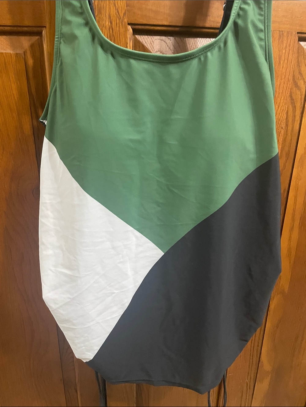 BloomChic Green, White & Black A-Line Colorblock Swim Top Sz.12 NWT very unique